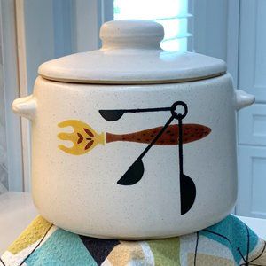 Vintage West Bend USA Stoneware Bean Crock with Lid